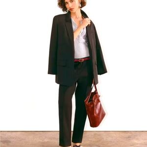 Pristine Preloved Everlane Oversized Blazer in Black Size 10. Retail $198